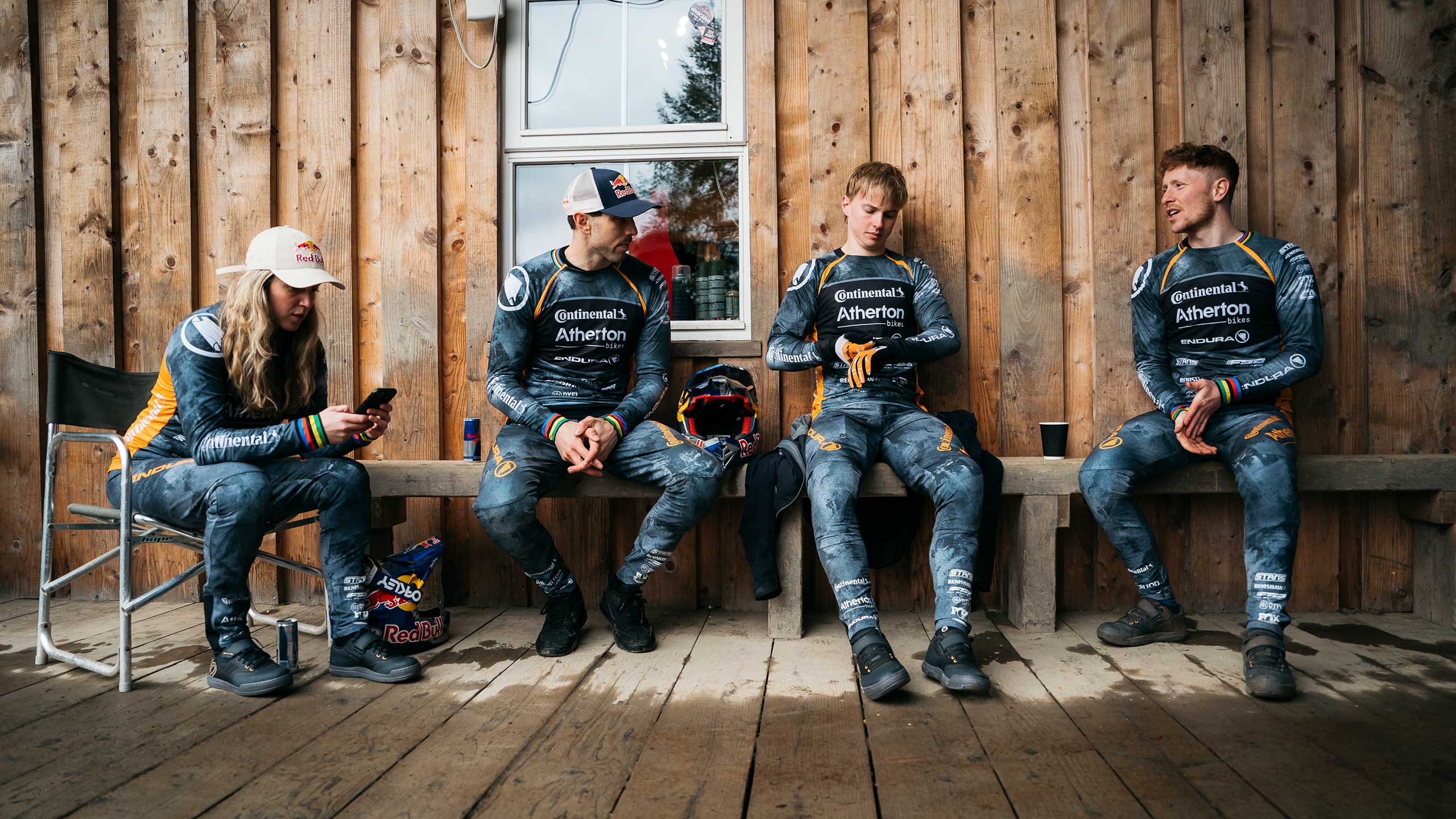 Atherton Team - Bell Helmets Athlete